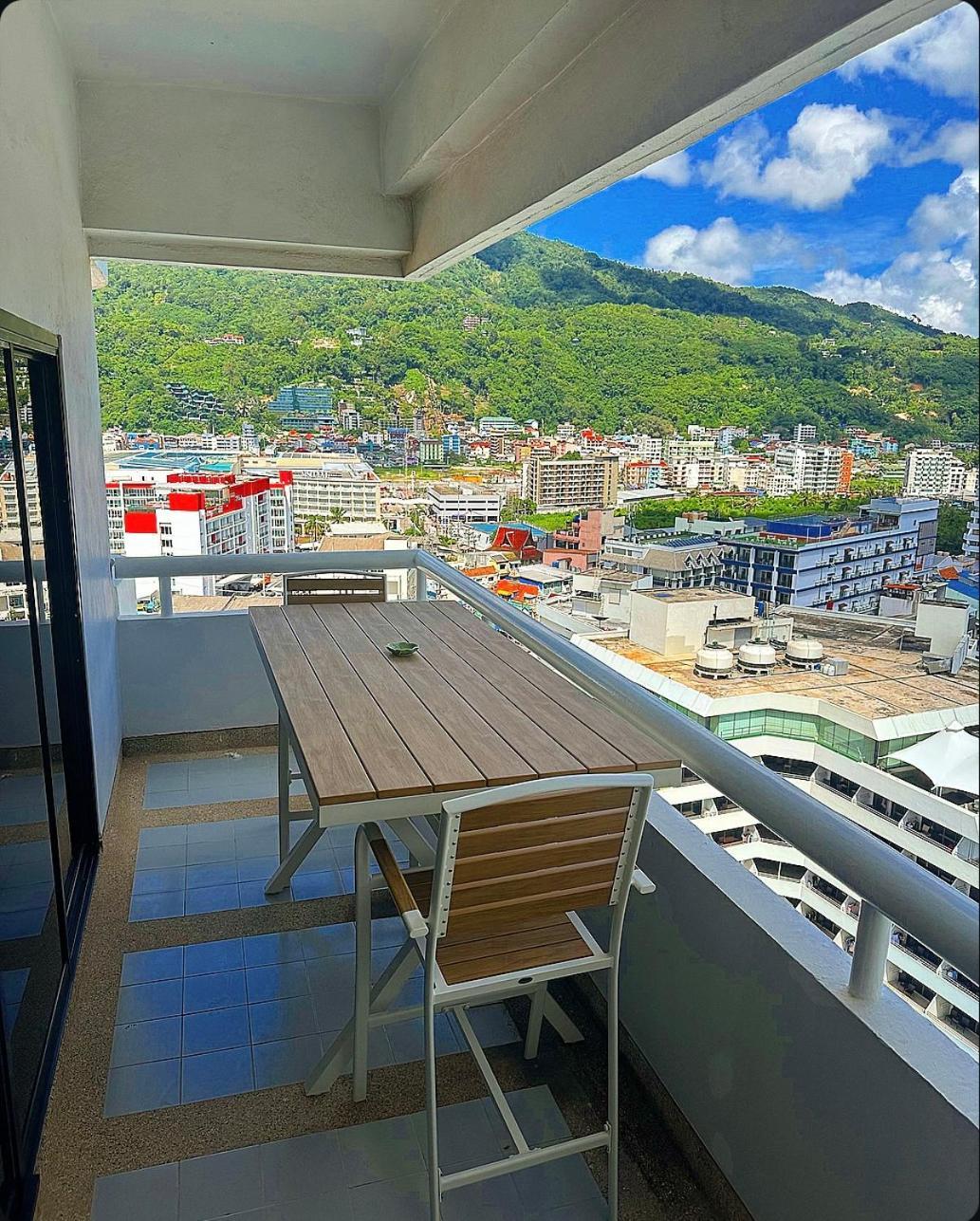 Apartment Tower Mountain View Patong